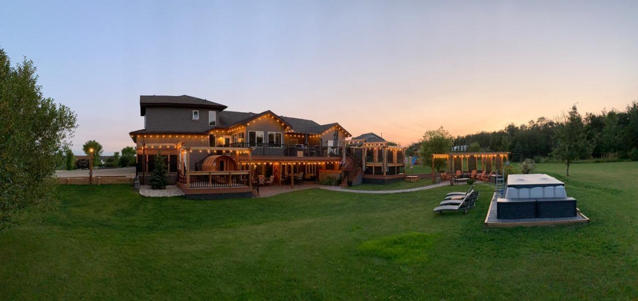 Dragonfly Inn Loft Suite Sherwood Park Exterior foto